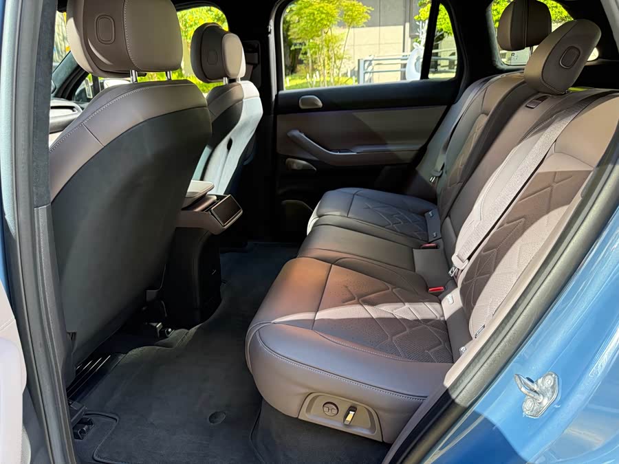 蔚来 蔚来ES7 2023 汽车图片 #10