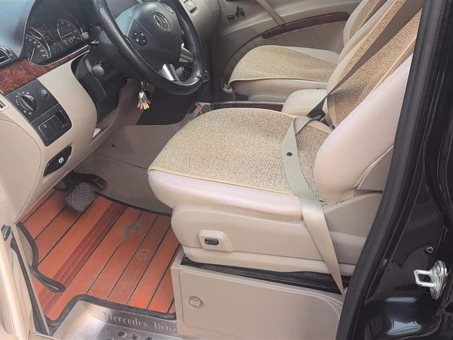 奔驰 唯雅诺 2013 汽车图片 #10