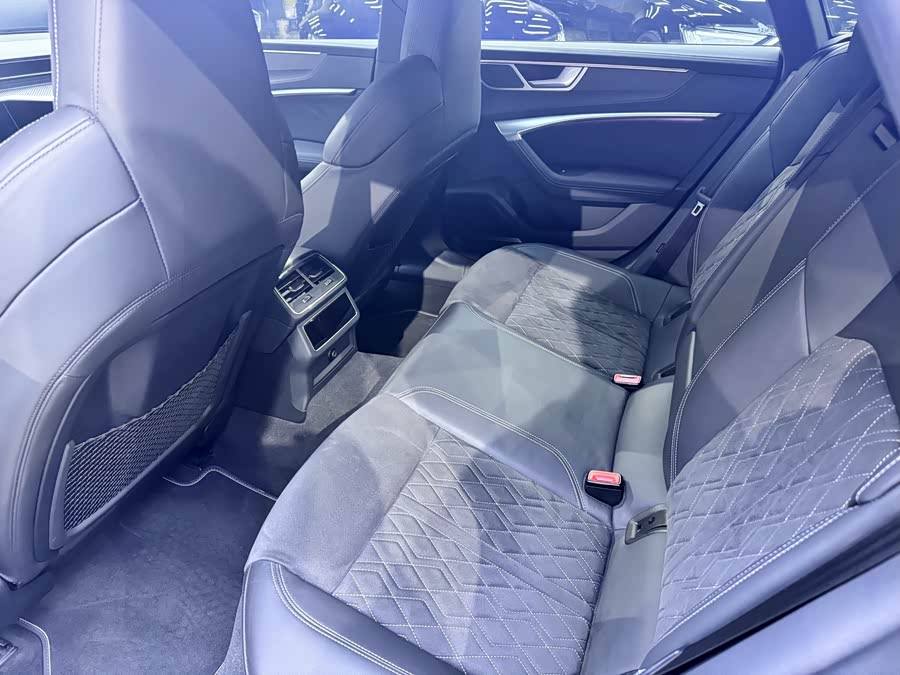 Audi S7 2022 immagine di auto #10