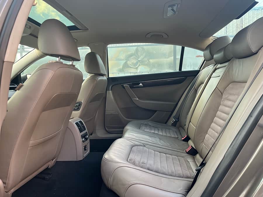 Volkswagen Sagitar 2018 immagine di auto #10