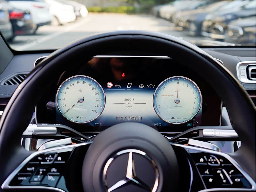 Mercedes-Benz Maybach S Class New Energy 2025 car image #10