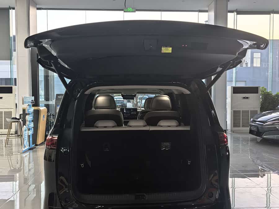 BYD Xia 2025 #10 BYD Xia 2025 صورة سيارة #10