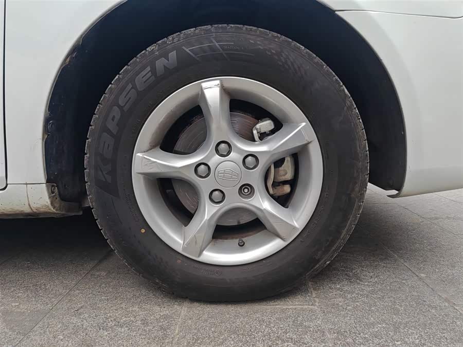 GEELY Emgrand Classic 2014 car image #10