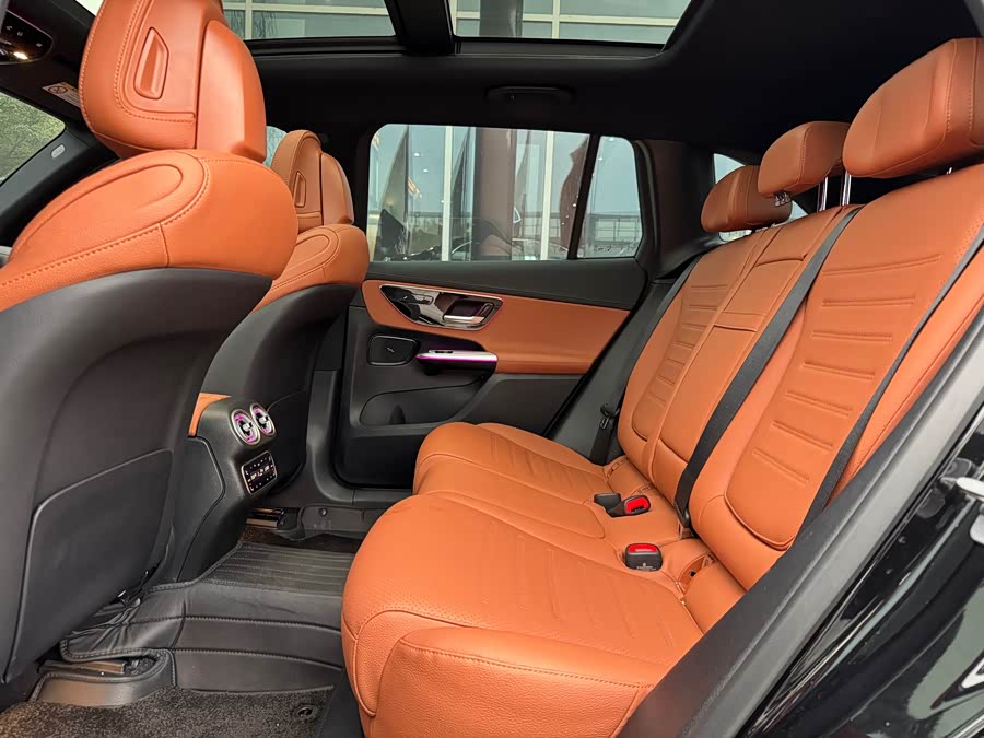 Mercedes-Benz GLC Class 2024 #10 Mercedes-Benz GLC Class 2024 car image #10