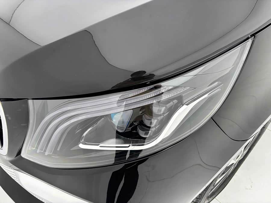 Mercedes-Benz Vito 2023 car image #10