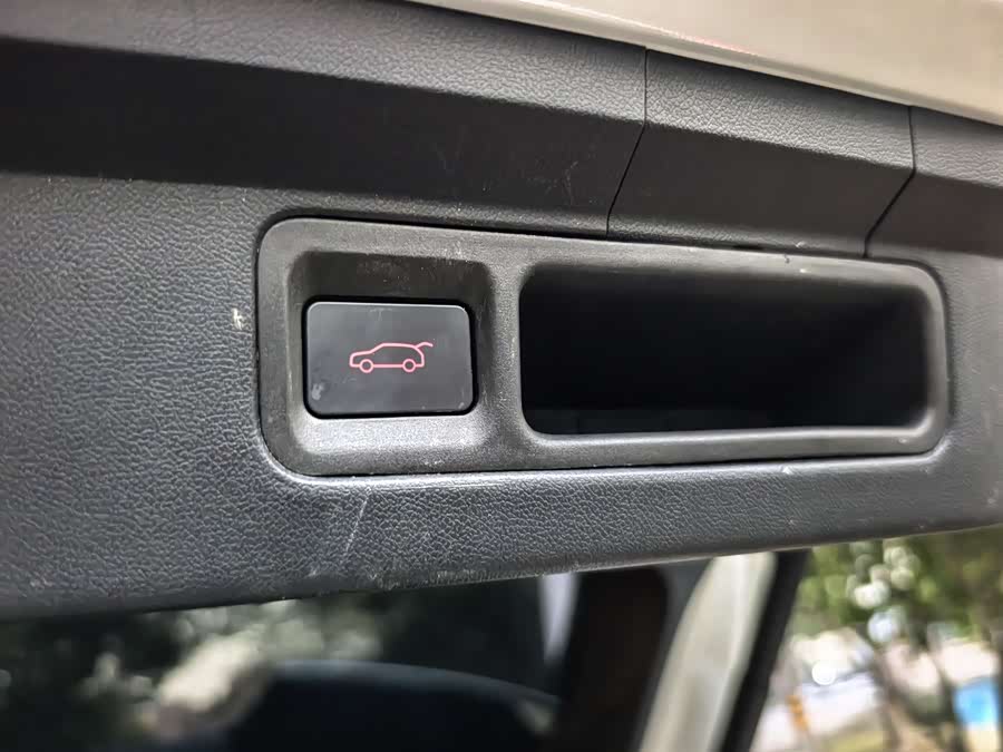 Forthing T5 EVO 2020 car image #10