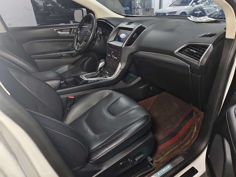 Ford Edge 2016 car image #10
