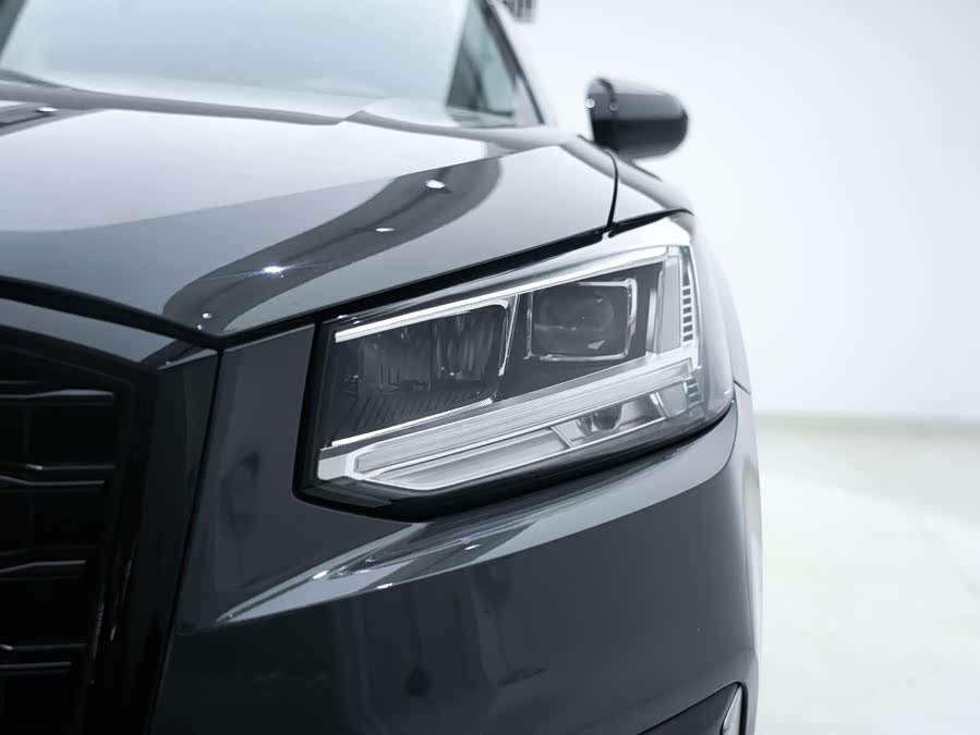 Audi Q2L 2020 immagine di auto #10