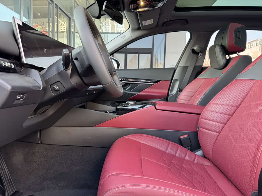 BMW i5 2025 #10 BMW i5 2025 car image #10