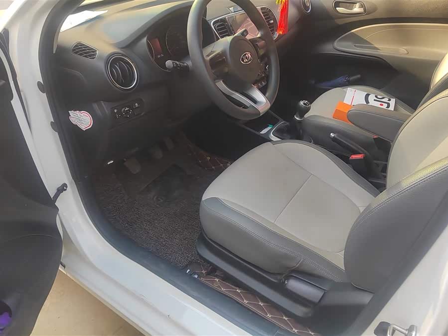 起亚 焕驰 2019 汽车图片 #10