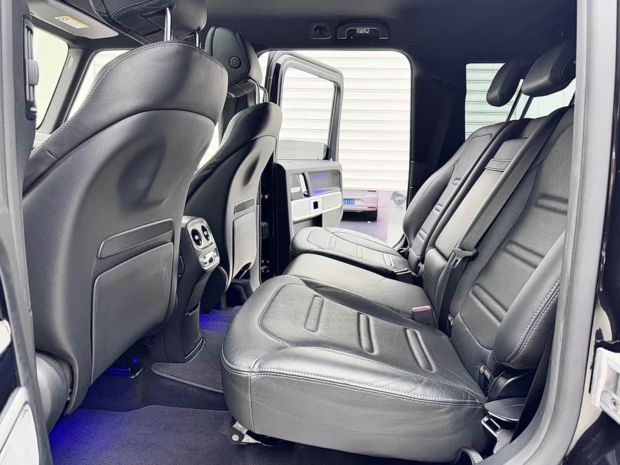 Mercedes-Benz G Class 2019 immagine di auto #10