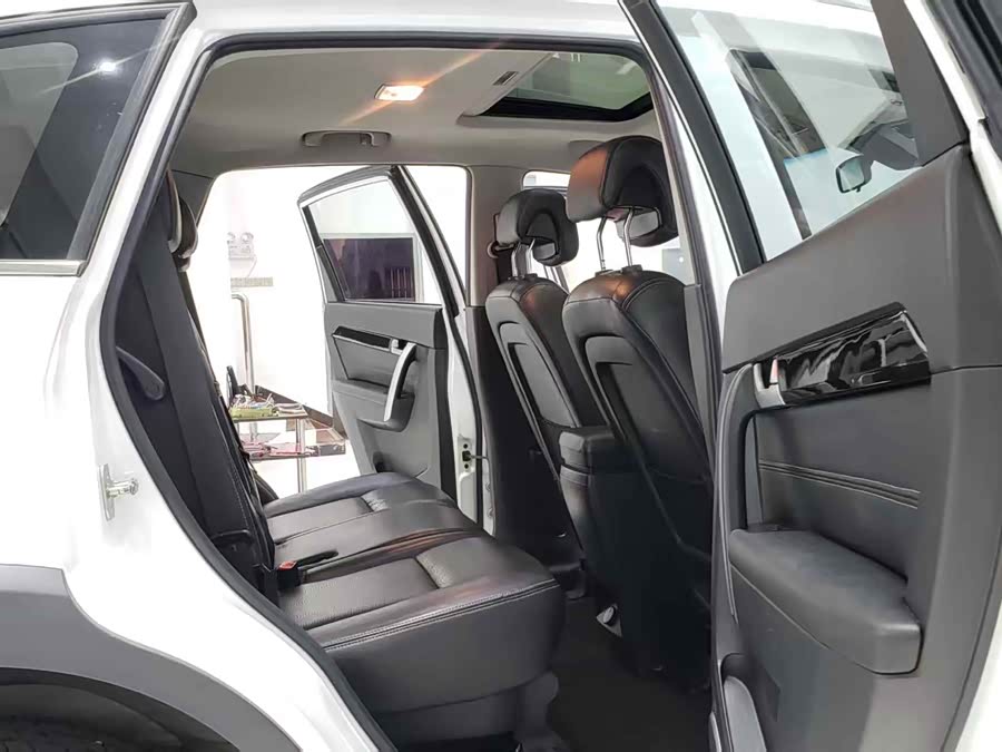 Chevrolet Captiva 2013 imagen de coche #10