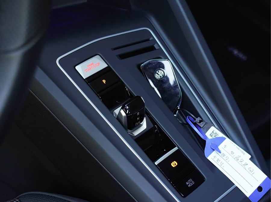 Volkswagen GolfGTI 2022 #10 Volkswagen GolfGTI 2022 car image #10