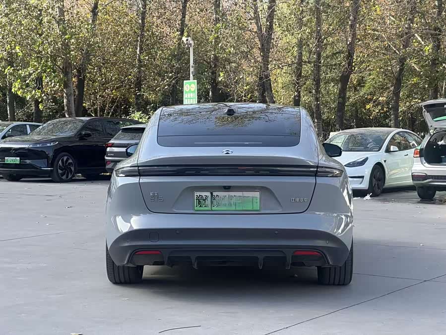NIO ET5 2023 car image #10