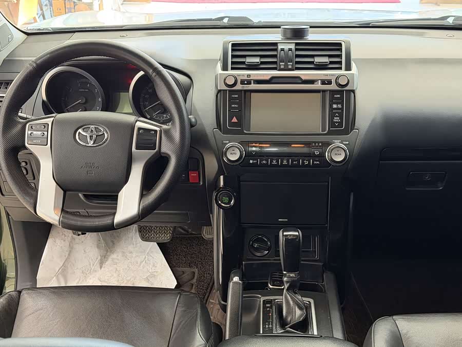 Toyota Land Cruiser Prado 2016 #10 Toyota Land Cruiser Prado 2016 car image #10