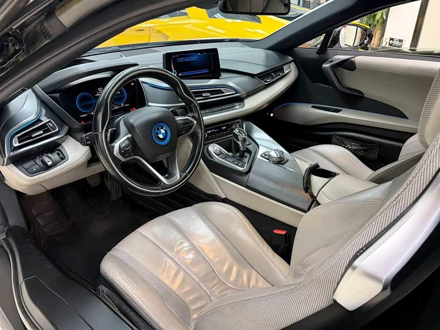 BMW i8 2015 صورة سيارة #10