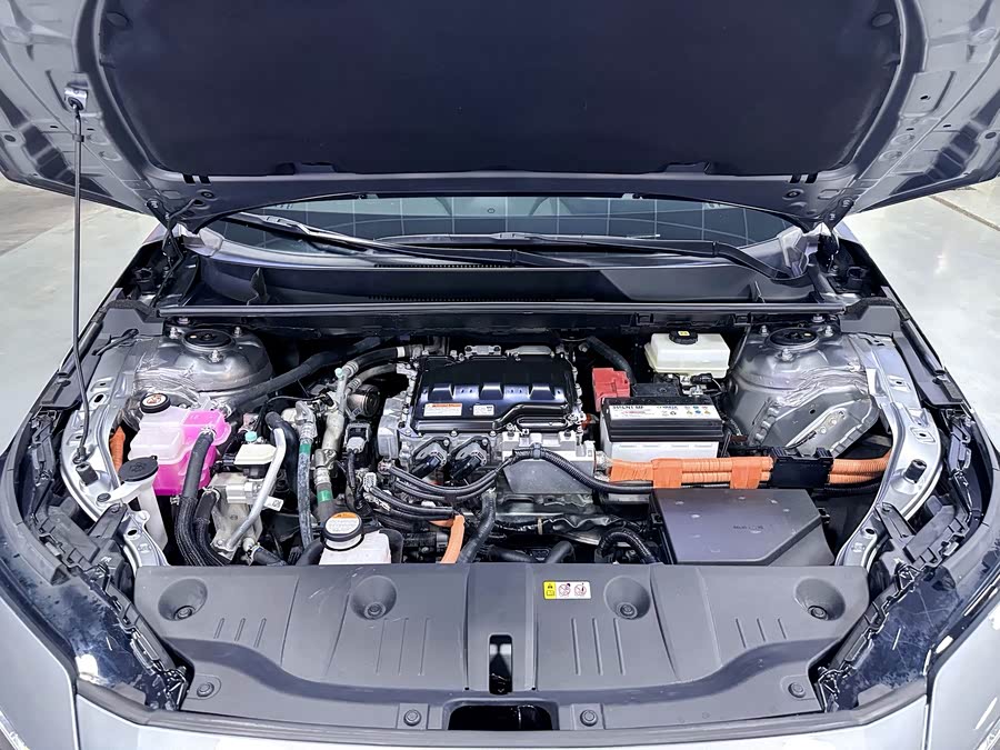 Toyota bZ4X 2023 immagine di auto #10