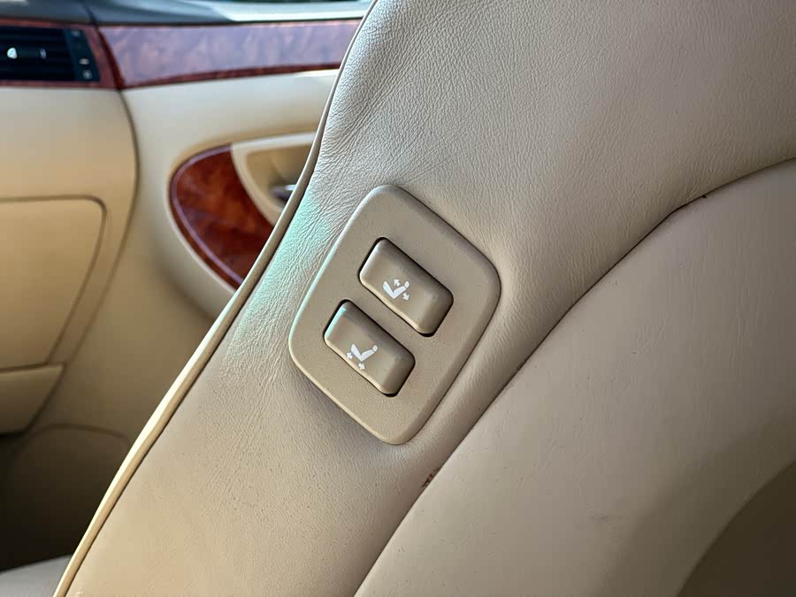 丰田 皇冠 2009 #10 丰田 皇冠 2009 汽车图片 #10