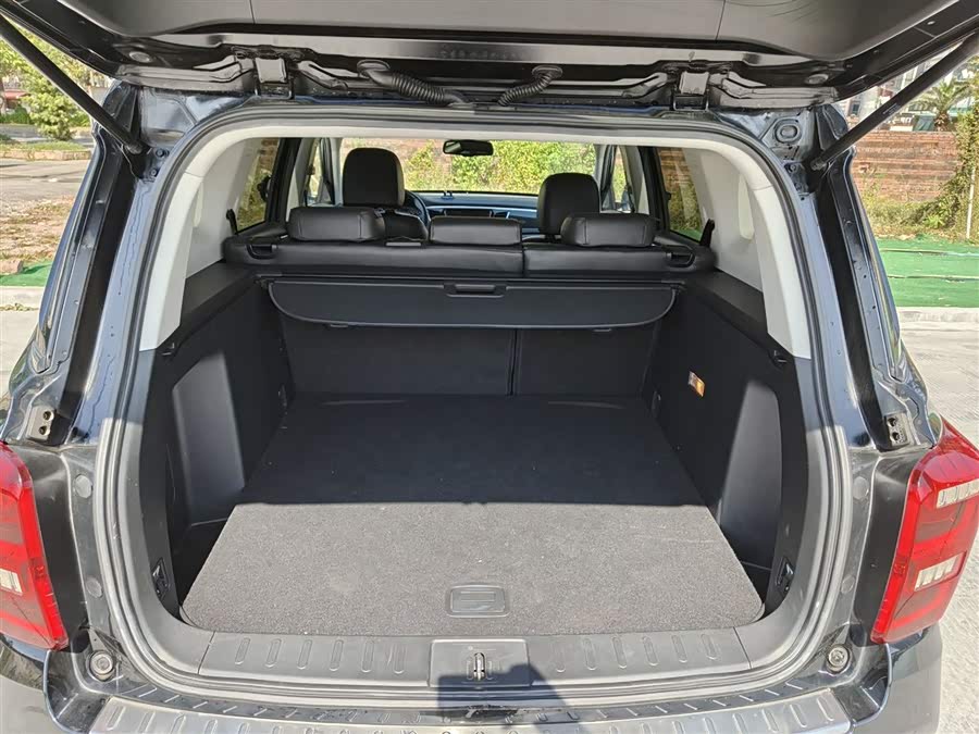 GAC Trumpchi GS7 2018 car image #10