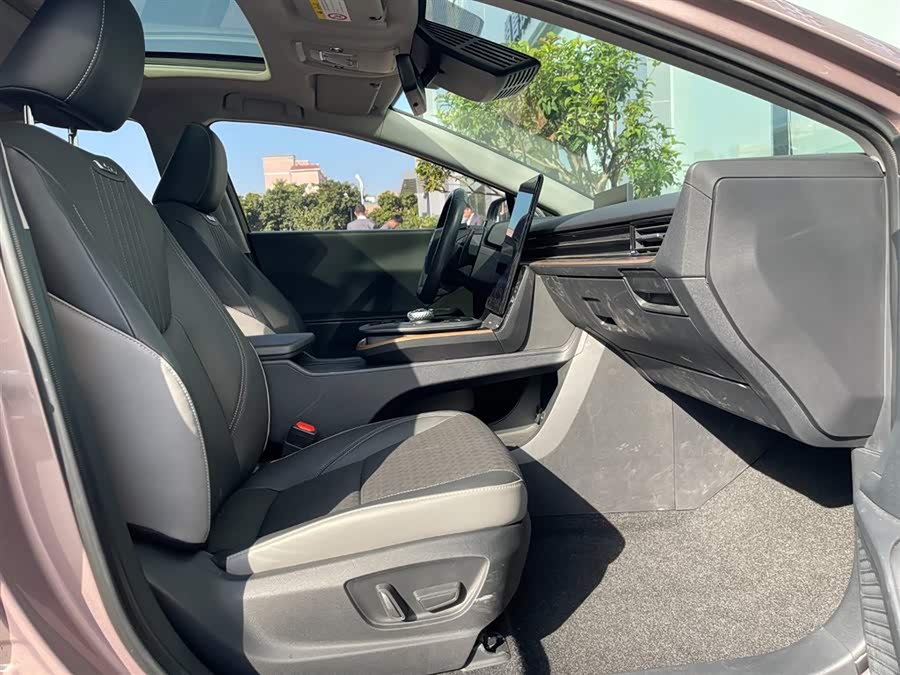 Toyota bZ3 2023 #10 Toyota bZ3 2023 immagine di auto #10