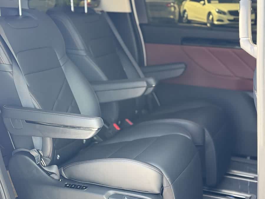 GAC Trumpchi E8 New Energy 2025 car image #10