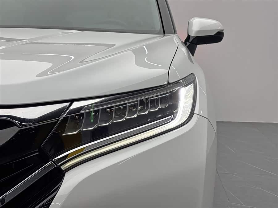 Honda UR-V 2018 immagine di auto #10