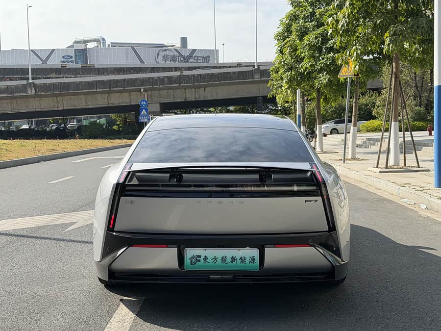 小鹏 小鹏P7 2025 汽车图片 #10