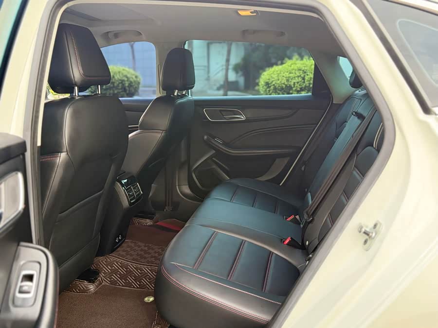 MG 6 2021 immagine di auto #10