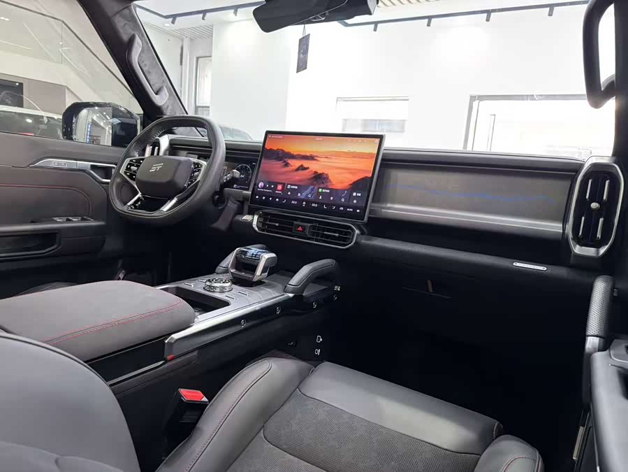 Jetour Traveller 2023 car image #10