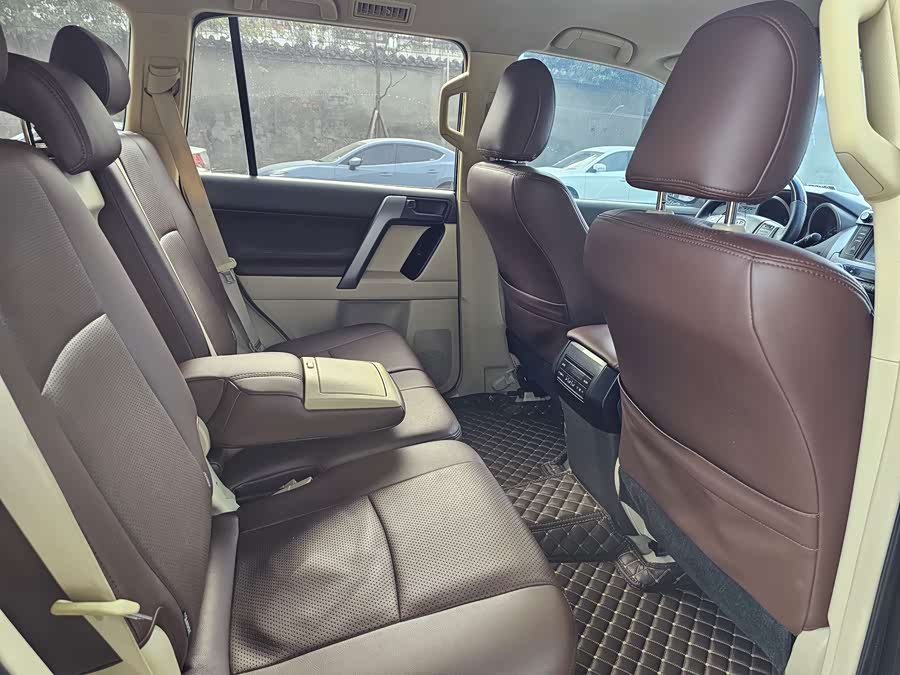 Toyota 2015 #10 Toyota 2015 car image #10