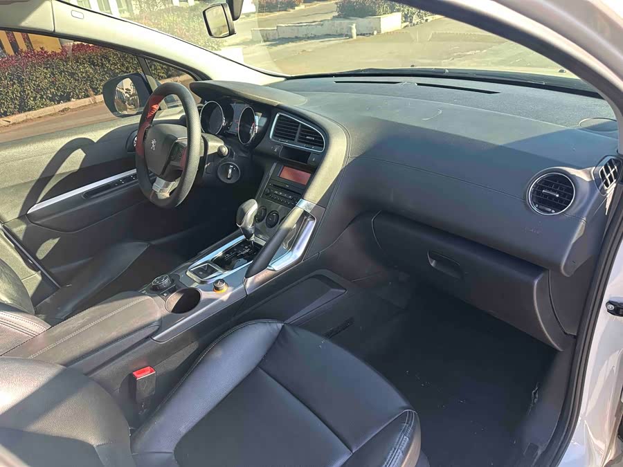 Peugeot 3008 2017 car image #10