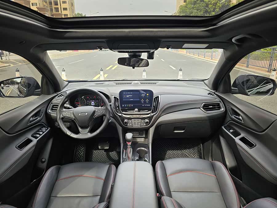 Chevrolet Equinox 2023 car image #10