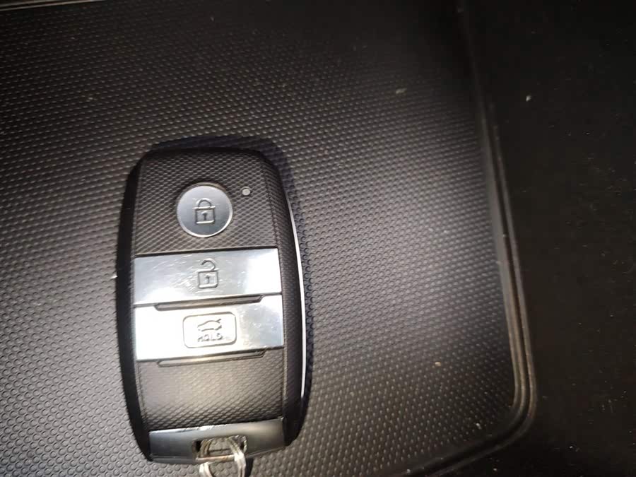 Kia Rio Cross 2017 صورة سيارة #10