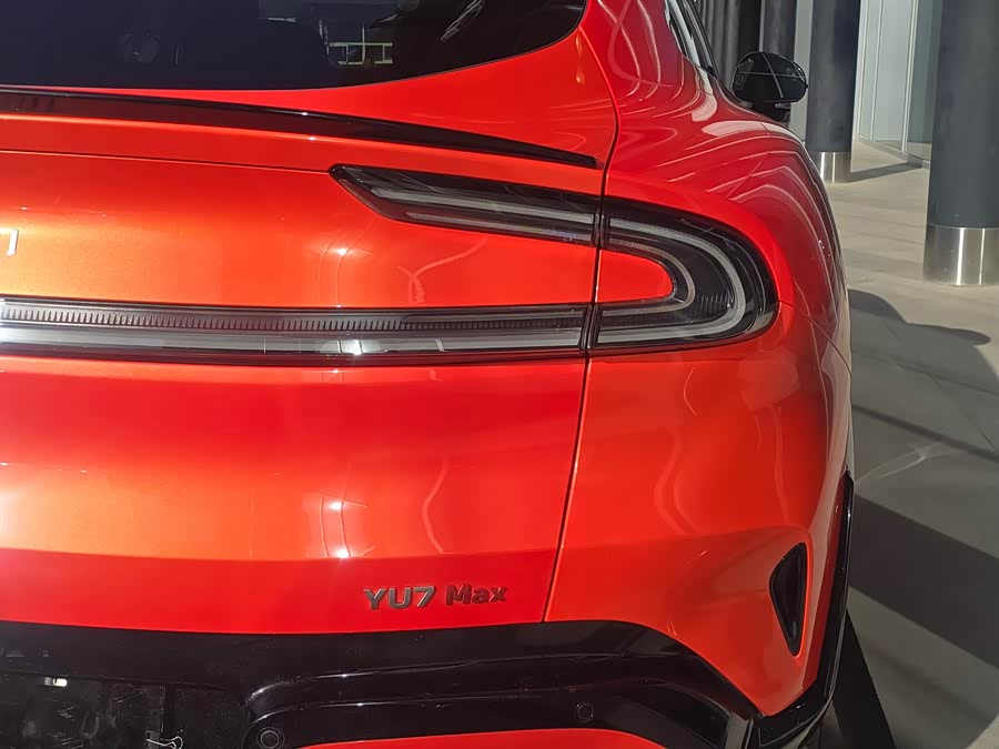 MI YU7 2025 car image #10