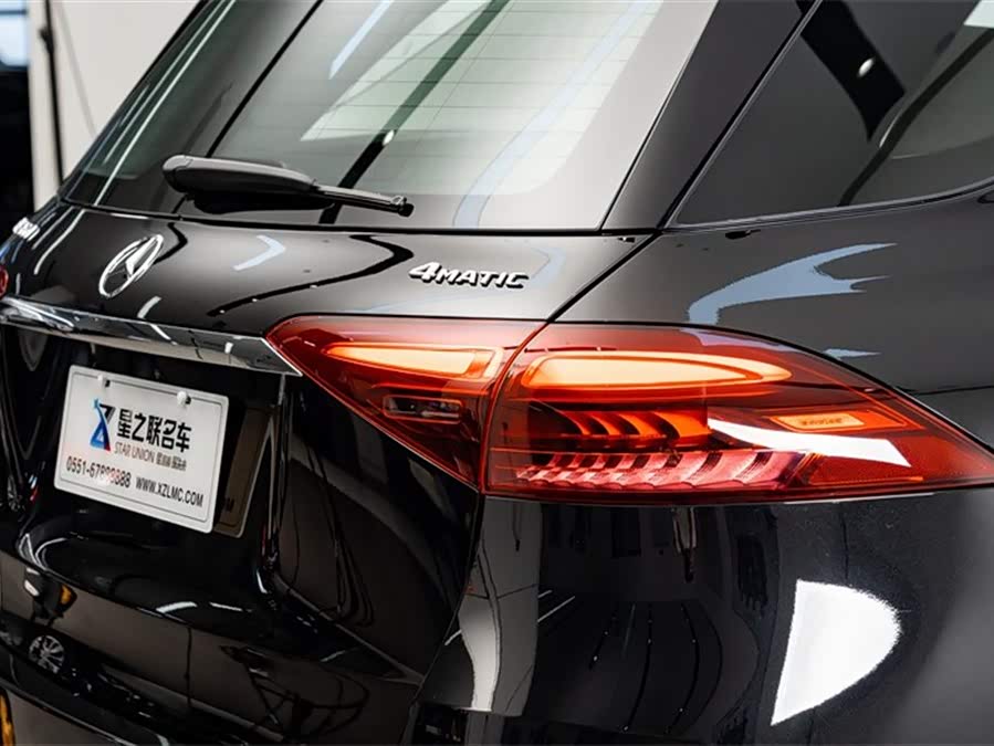 Mercedes-Benz GLE Class 2025 car image #10