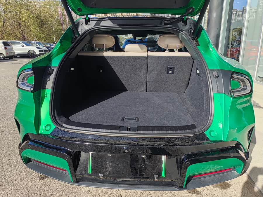 MI YU7 2025 car image #10