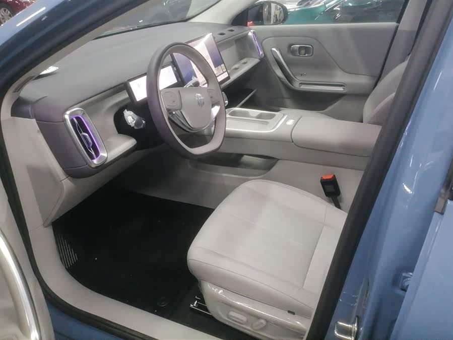 零跑汽车 零跑B01 2025 汽车图片 #10