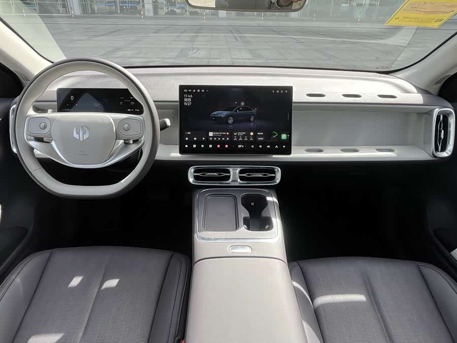 零跑汽车 零跑B01 2025 汽车图片 #10