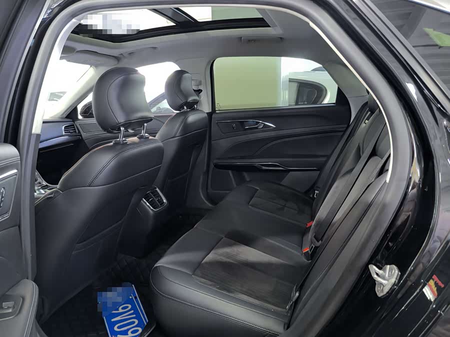 Ford Taurus 2019 car image #10