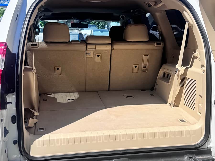 Toyota Land Cruiser Prado 2015 car image #10