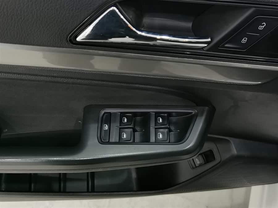Volkswagen Lavida 2021 car image #10
