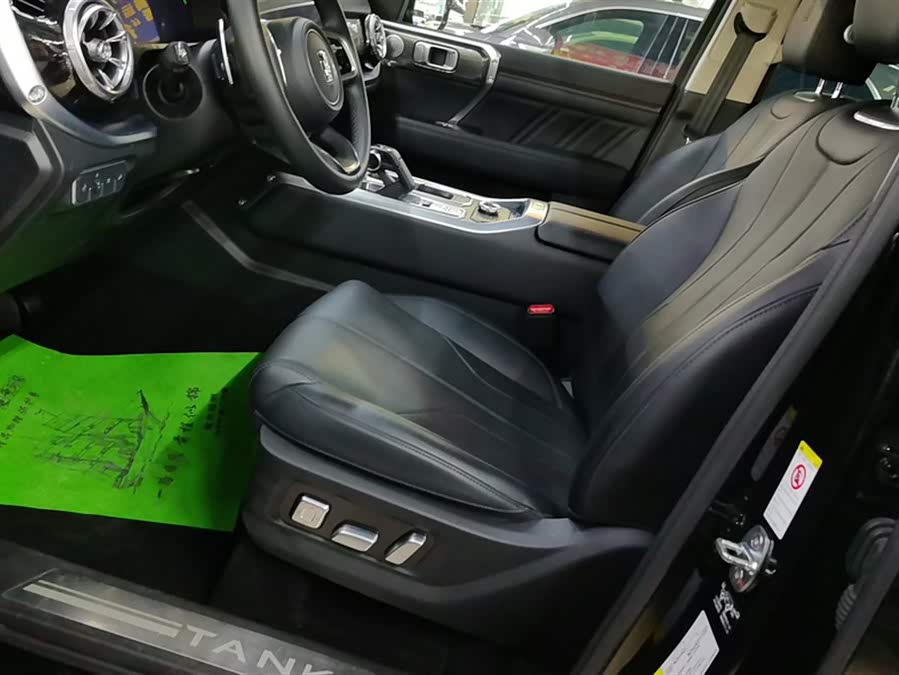 Tank 400 2024 car image #10