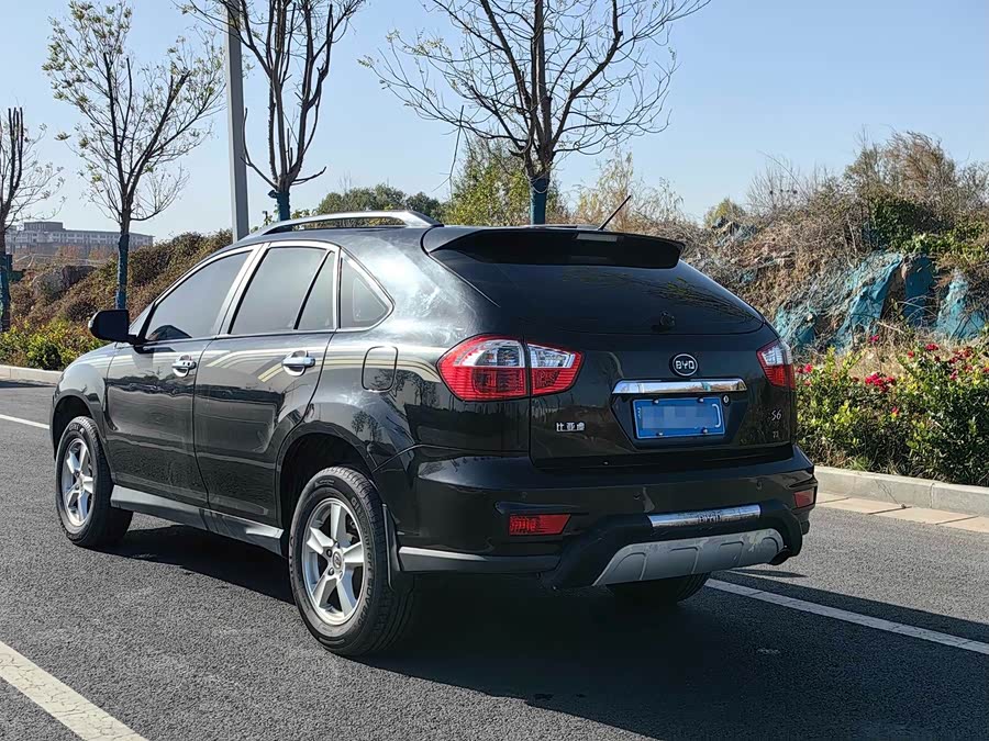 BYD S6 2015 #10 BYD S6 2015 car image #10