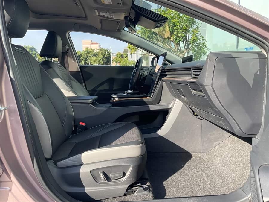 Toyota bZ3 2023 #10 Toyota bZ3 2023 immagine di auto #10