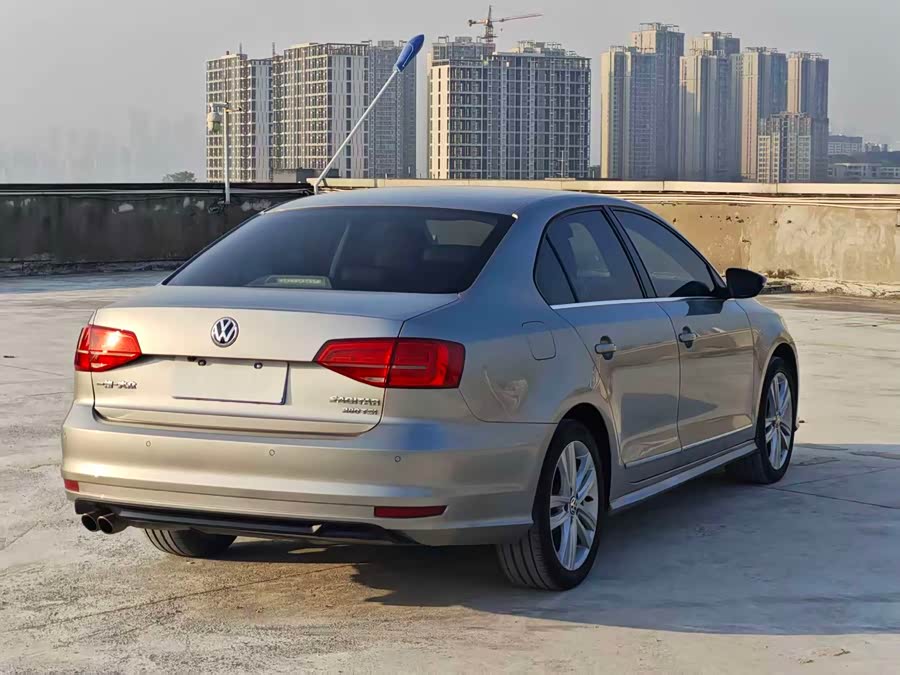 Volkswagen Sagitar 2019 imagem de carro #10