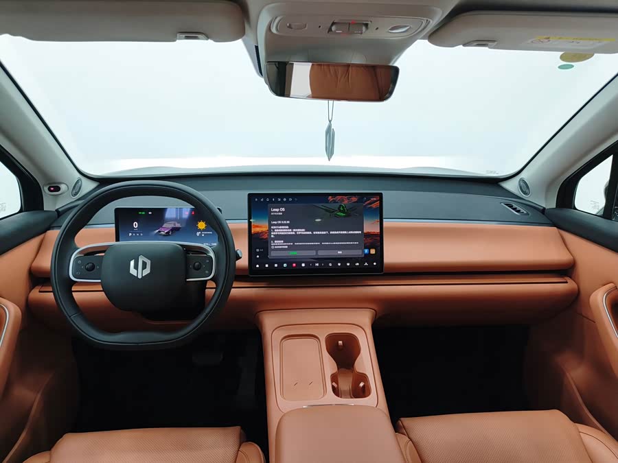 零跑汽车 零跑C16 2024 汽车图片 #10