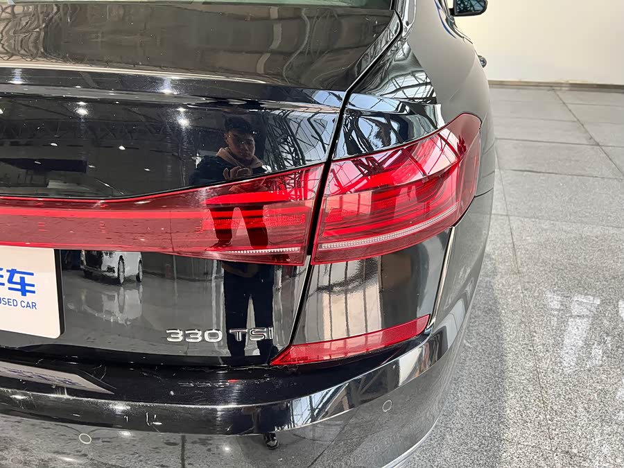 Volkswagen Passat 2023 car image #10