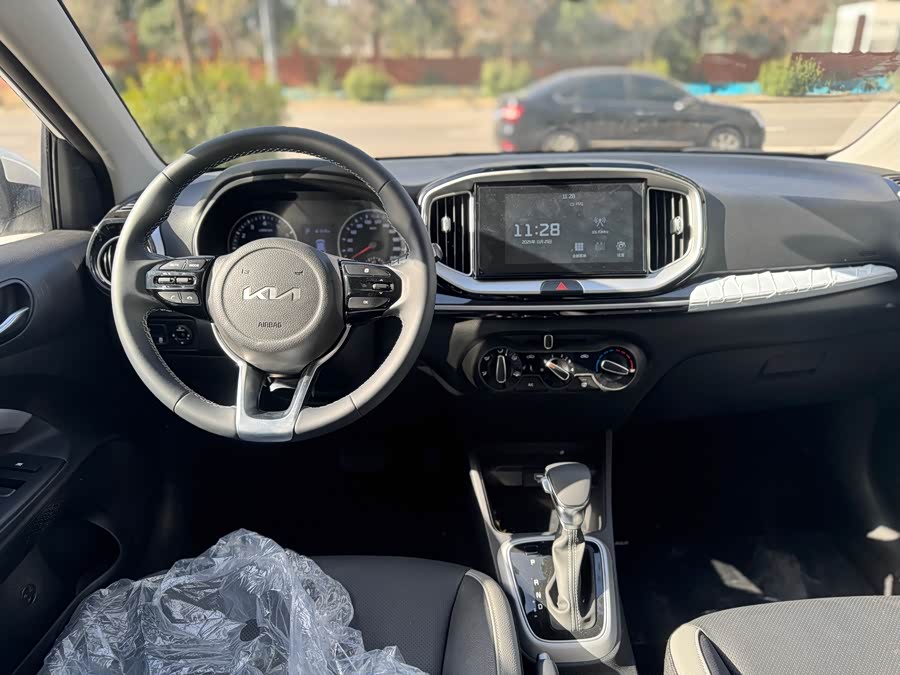 起亚 奕跑 2025 汽车图片 #10