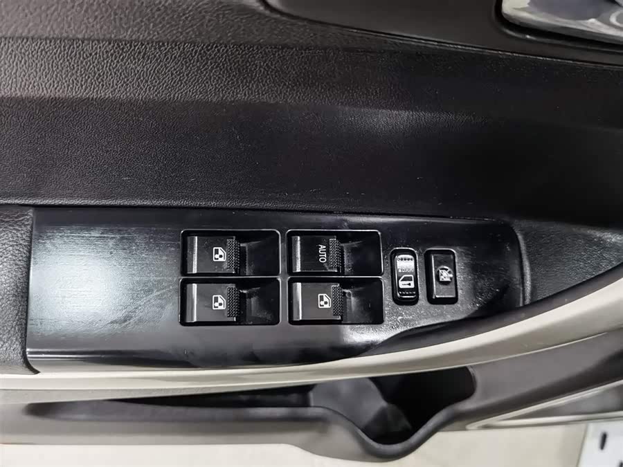 Changan CS35 2014 car image #10