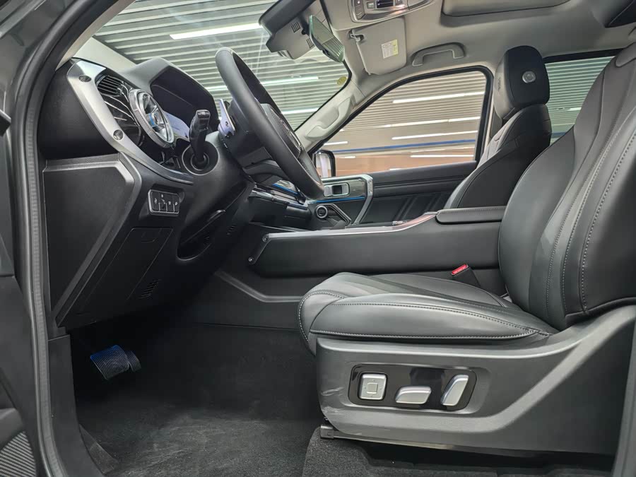 Tank 400 2025 imagem de carro #10